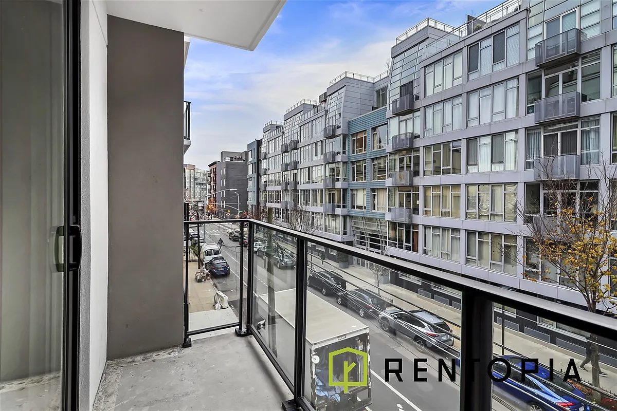 Building Photo - 209 N 11th St #501G