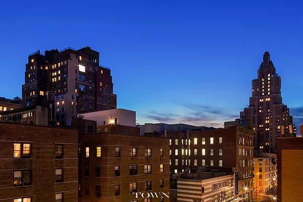 Sold by Town Residential | media 27