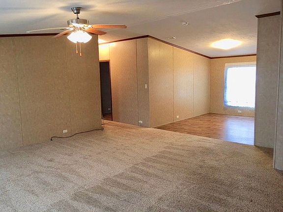 2nd image of 142 Lago Vista Dr