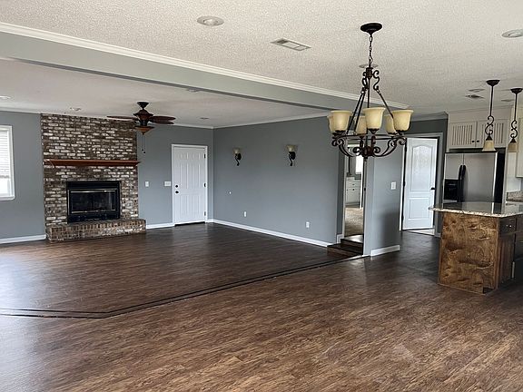 2nd image of 103 Courtland Dr