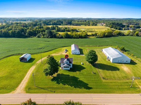 W7871 Oak Ave, Shawano, WI 54166