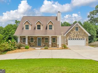 247 Mill Creek Dr, Tallapoosa, GA 30176