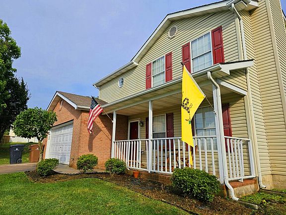 2nd image of 5812 Jamaica Ln