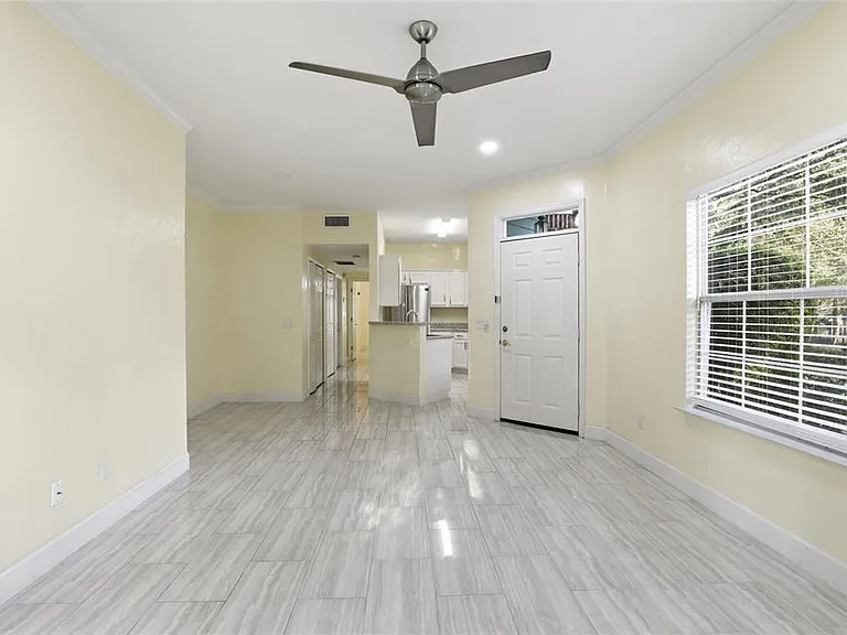 510 NW 50th Blvd #510 — Photo 8