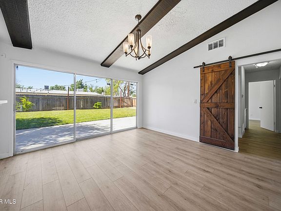 4th image of 1040 W Avenue H1