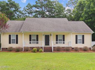 2261 Primrose Ln, Kinston, NC 28504