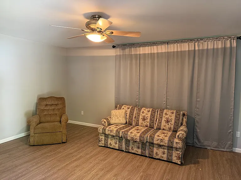 3113 Gibson St — Photo 3