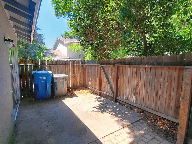 4779 N Cedar Ave #101 — Photo 6