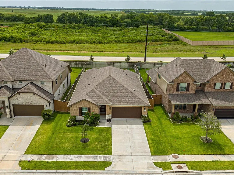 10842 Cliffs View Dr — Photo 44