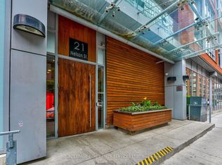 21 Nelson St #430, Toronto, ON M5V 3H9