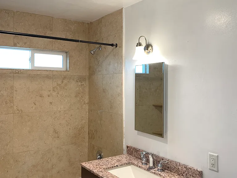 4480 Euclid Ave #P — Photo 5