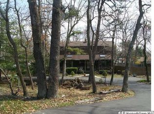 421 Hope Rd, Lakewood, NJ 08701