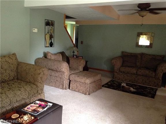 5th image of 275 Columbine Ave