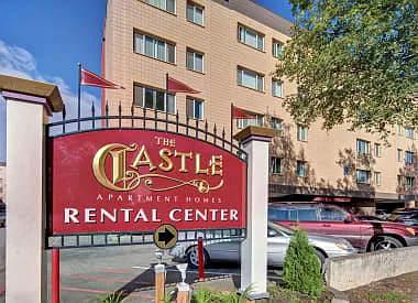 Castle — Photo 15