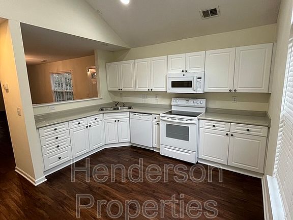3rd image of 4531 Antelope Ln