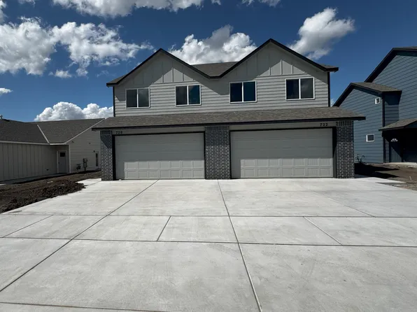 722 E Briarbrook Ln, Valley Center, KS