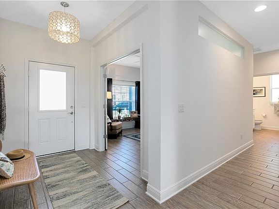 3rd image of 5405 Avebury Ln
