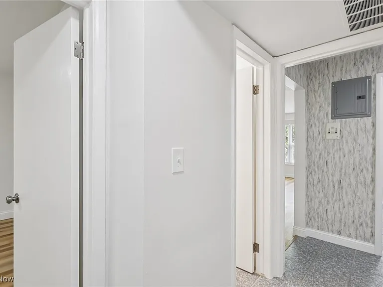 3279 Warrensville Center Rd #15D — Photo 25