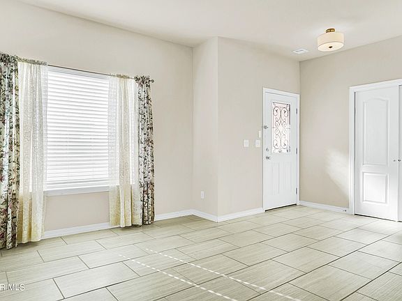 3rd image of 7273 Long Meadow Dr
