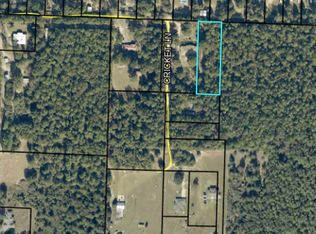 Cricket Ln, Crestview, FL 32539