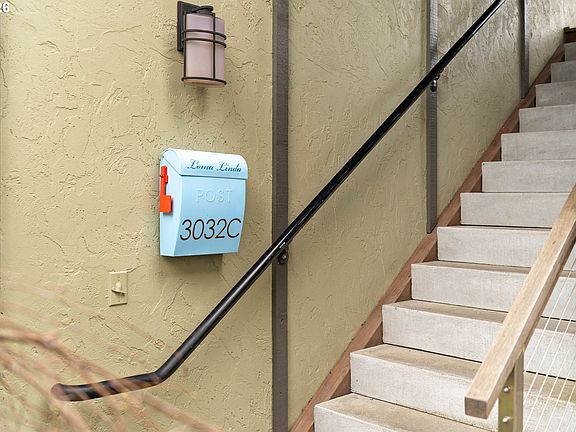 2nd image of 3032 SW Florida Ct APT C