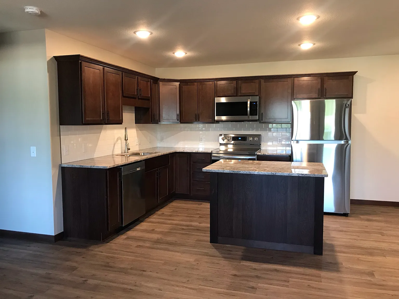 3253 Gateway - Unit 5 — Photo 3