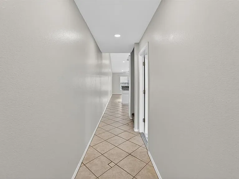 658 Green Valley Rd #B3 — Photo 7