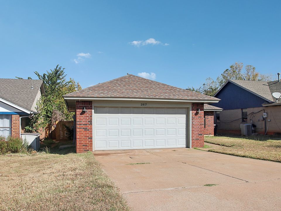 1st image of 2817 Green Canyon Dr