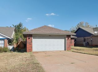 2817 Green Canyon Dr, Edmond, OK 73013
