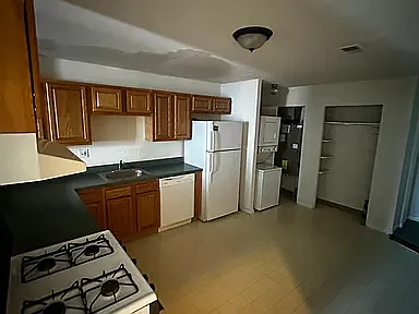 533 South St #2 — Photo 5