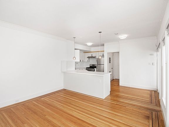 3rd image of 269 Green St