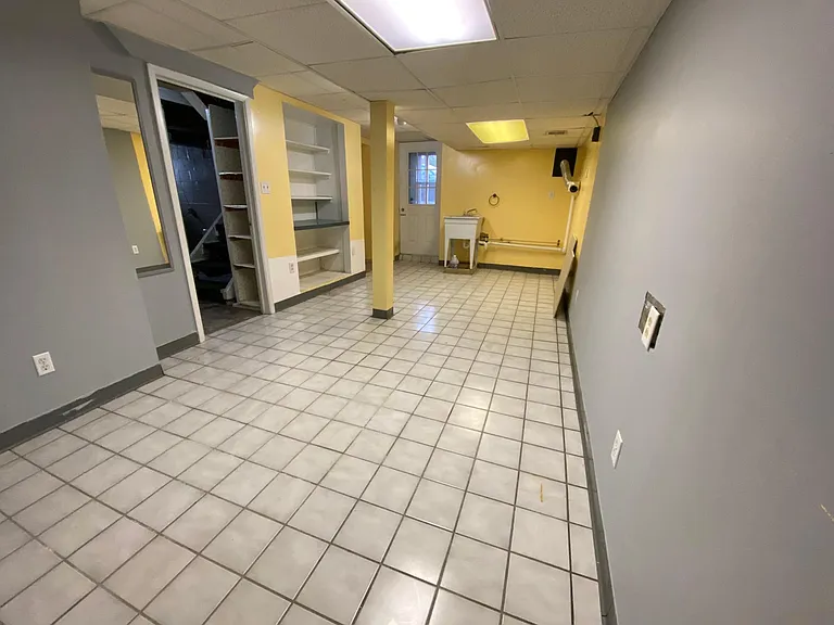 Basement Laundry