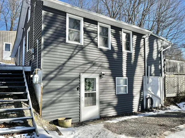 304 High St, Brinkhaven, OH 43006