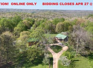 379 Black Pond Rd, Pomona, IL 62975