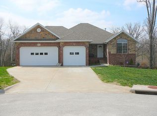 3898 W Rockwood St, Springfield, MO 65807