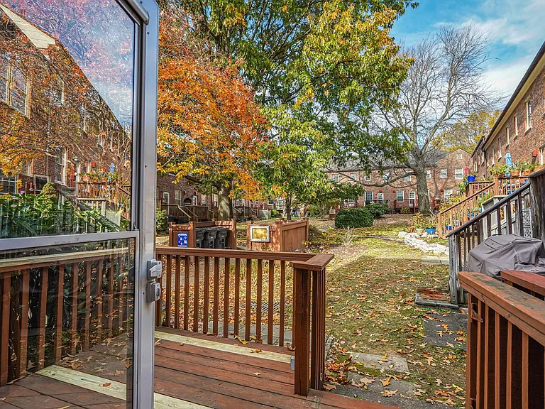 1300 S Barton St #342 — Photo 19