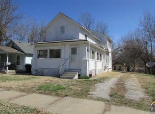 1030 SW Plass Ave, Topeka, KS 66604