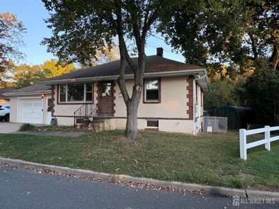 26 N Shore Blvd, Helmetta, NJ, 08828