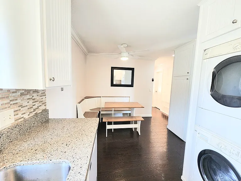 2700 Kilconway Ln — Photo 9