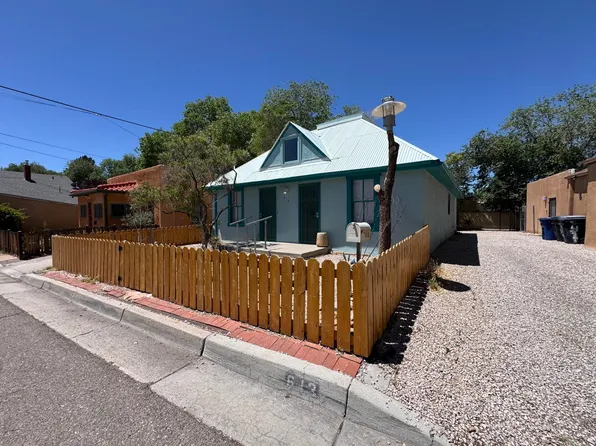 613 Keleher Ave NW, Albuquerque, NM 87102