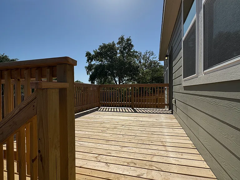 14702 Emerio Dr — Photo 16