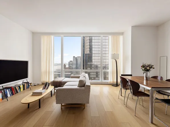 15 Hudson Yards APT 38G, New York, NY 10001