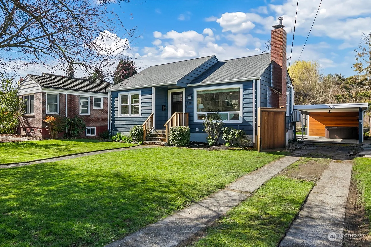 119 30th Avenue E photo 1