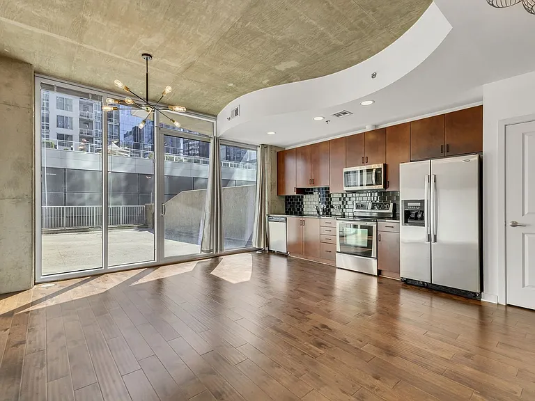 301 Demonbreun St #707 — Photo 25