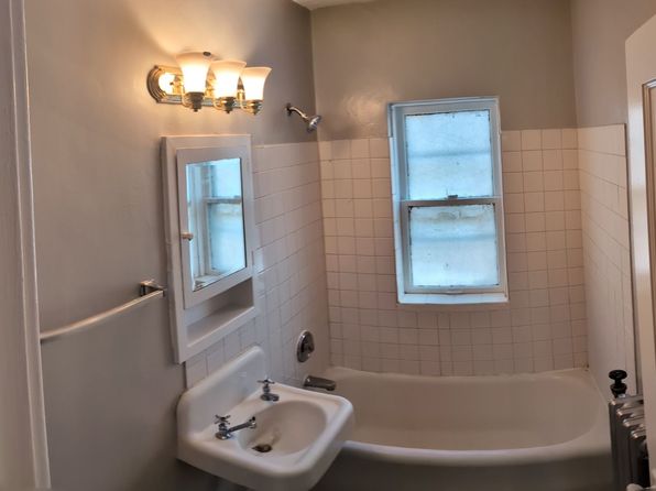 1020 E Pleasant St APT 216