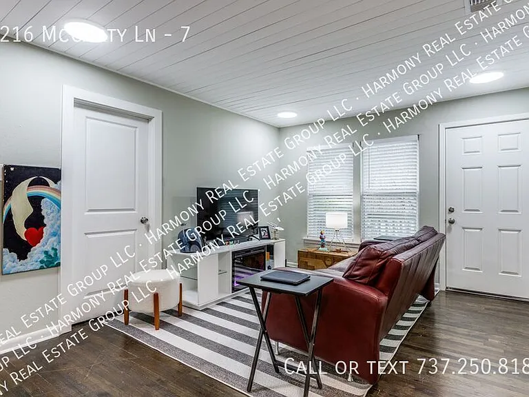 5216 McCarty Ln #7 — Photo 5