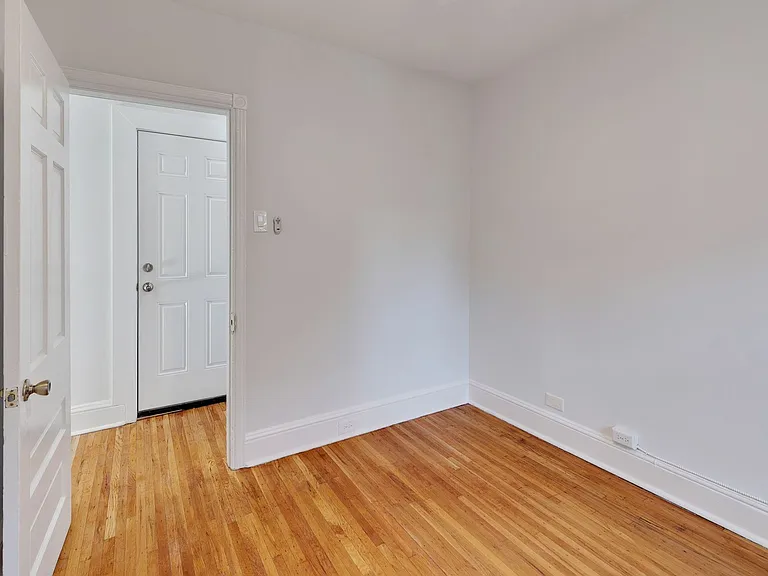 4809 Beaumont Ave — Photo 8
