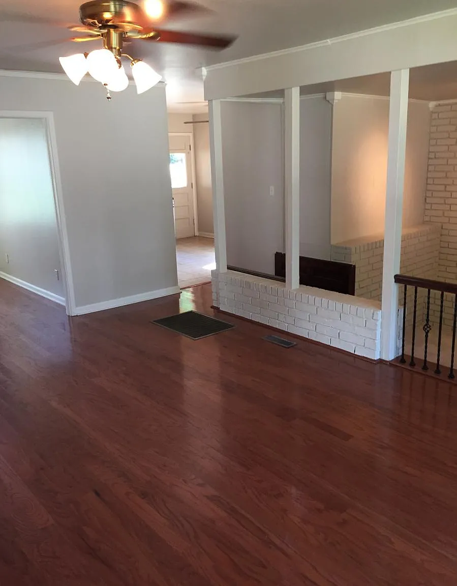 2 bed, 1261 sqft, $1,500 — Photo 3