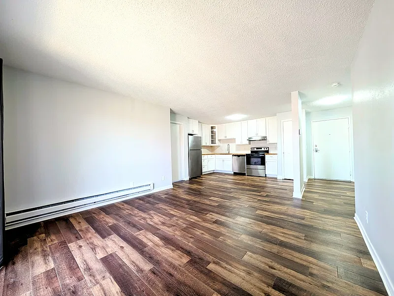 2 bed, 1.5 bath, 760 sqft, $1,125 — Photo 3