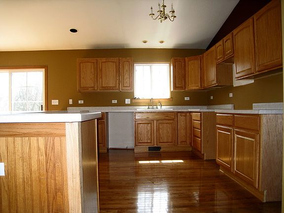 5th image of 3435 Sherman Ave